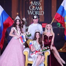 Индия аплодирует Кире Капшик: титул Miss Teen Glam World 2026 и подписание контракта Индия аплодирует Кире Капшик: титул Miss Teen Glam World 2026 и подписание контракта