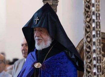 Свобода Католикоса под вопросом: армяне требуют прекратить гонения на Церковь
